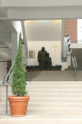 Entrance-4.jpg